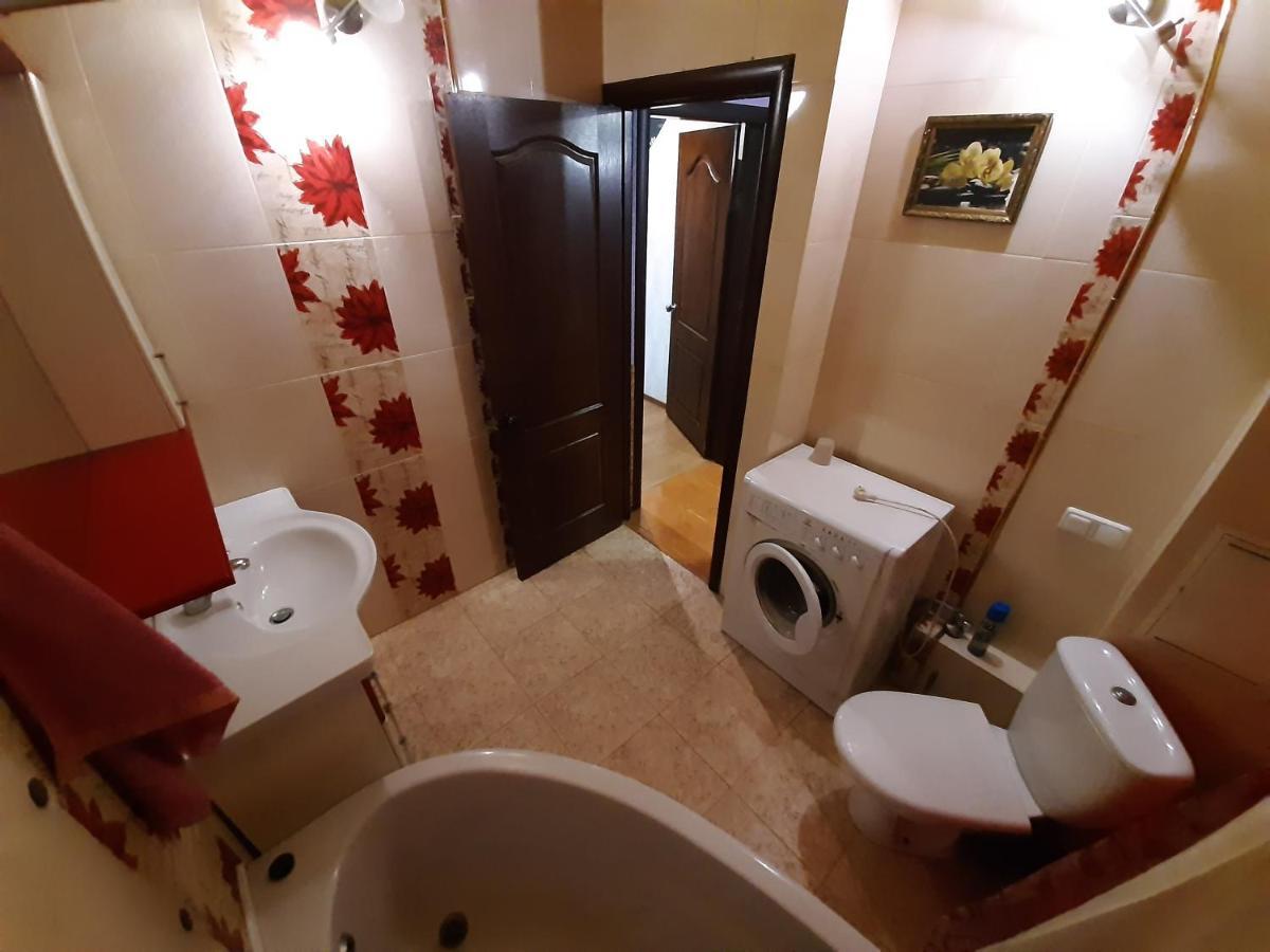 Трёхкомнатные Апартаменты Krivói Rog Exterior foto